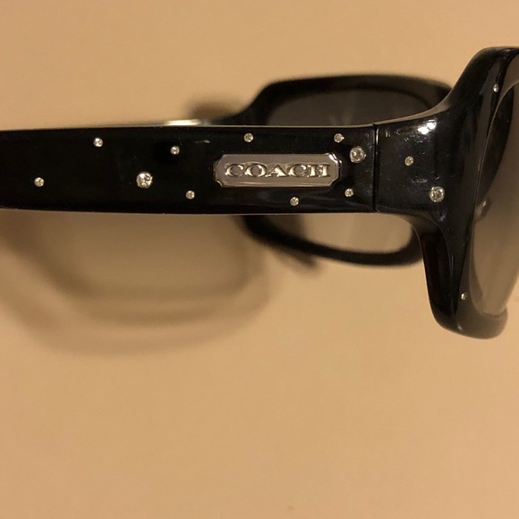 SOLD 🛑Authentic Coach Samantha sunglasses - Picture 2 of 5